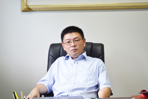 范斐然：中國模切燙印征戰(zhàn)德魯巴 上海亞華凱旋歸來